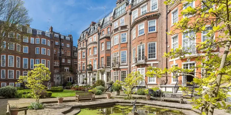 Mayfair Apartments for Sale London – What Investors Need to Know in 2025